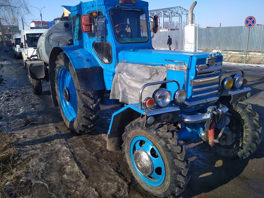 Cel mai tare tractor tunat din Moldova a fost găsit în Comrat