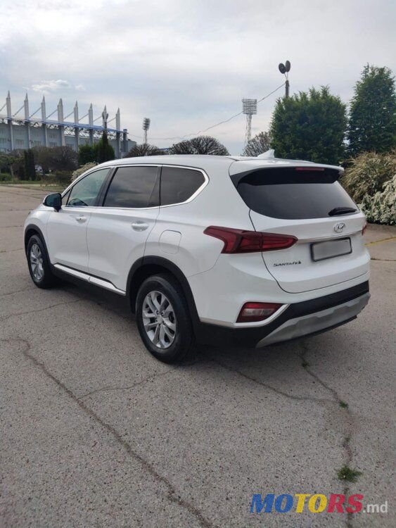 2019' Hyundai Santa Fe photo #4