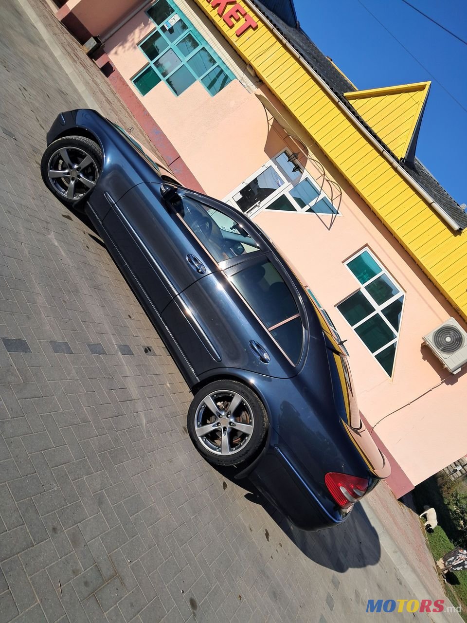 2004' Mercedes-Benz E-Class photo #3