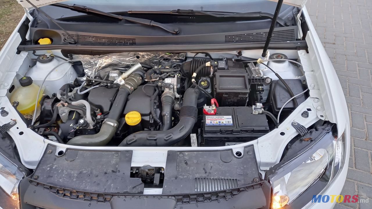 2016' Dacia Sandero photo #5