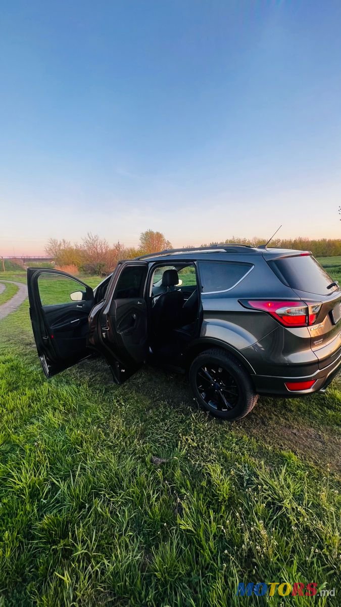 2016' Ford Escape photo #5