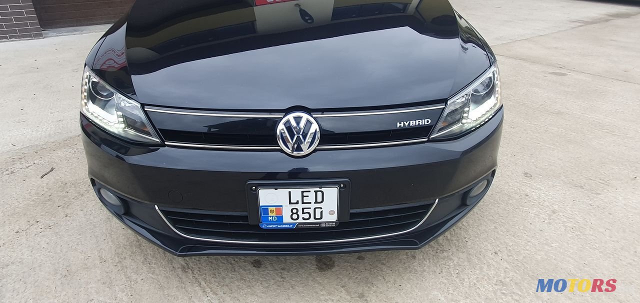 2013' Volkswagen Jetta photo #4