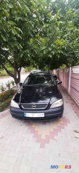 2004' Opel Astra photo #1