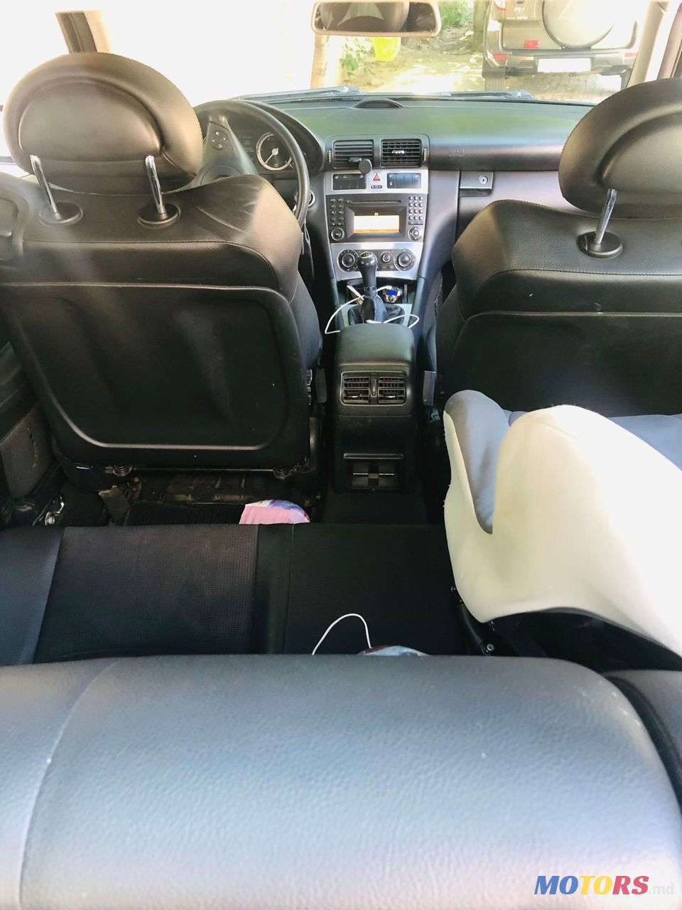 2009' Mercedes-Benz C Класс photo #5