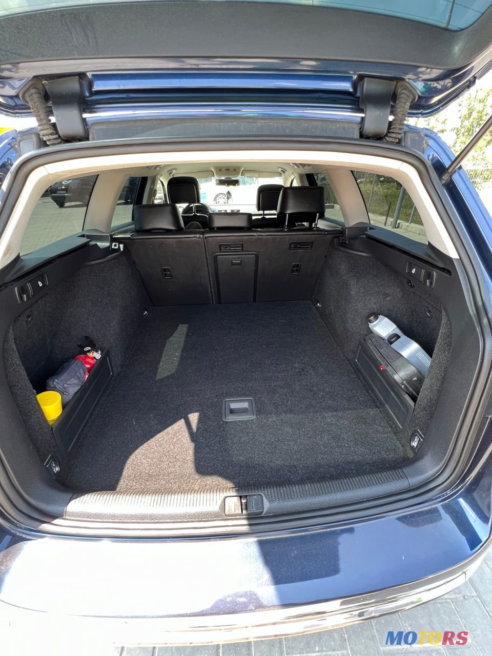 2012' Volkswagen Passat photo #4