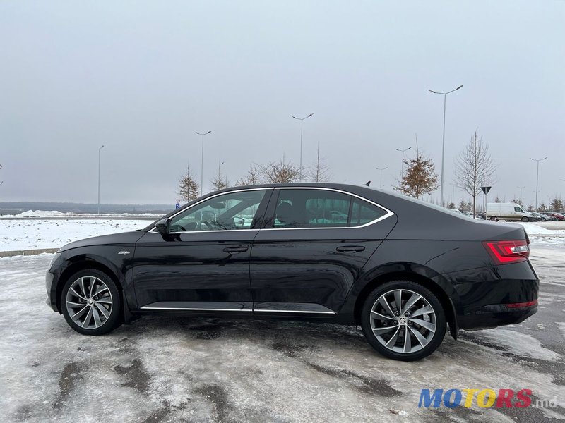 2019' Skoda Superb photo #3