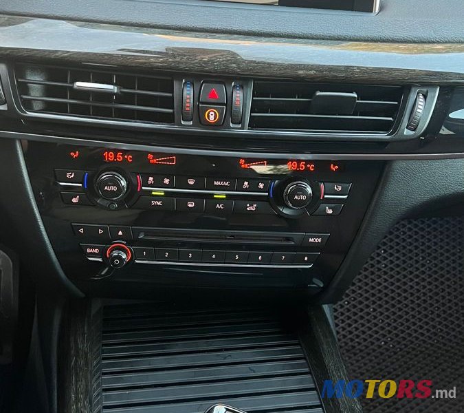 2016' BMW X5 photo #4