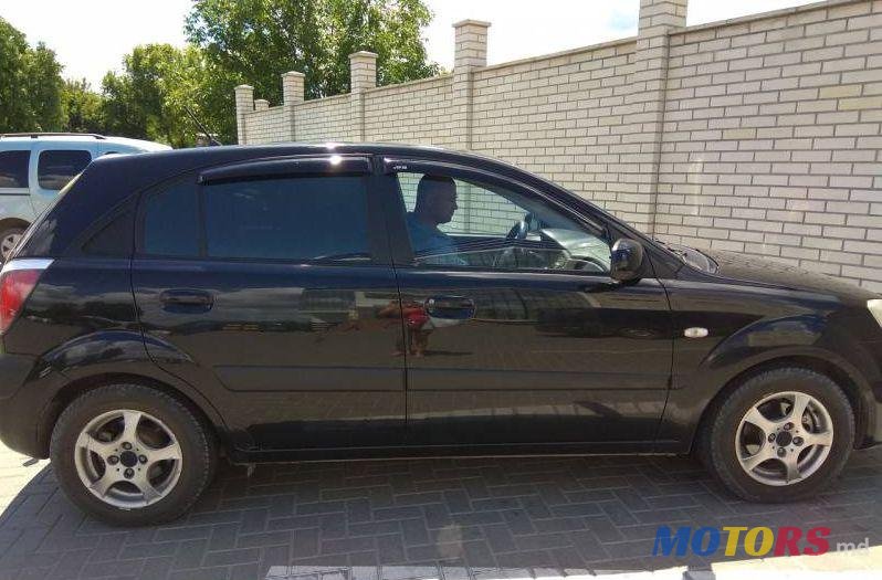 2007' Kia Rio photo #1