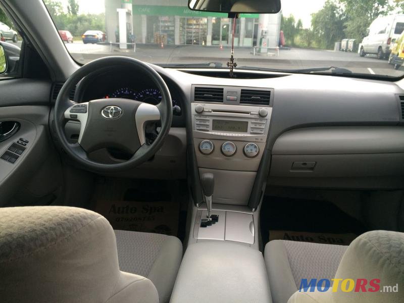 2009' Toyota Camry photo #3