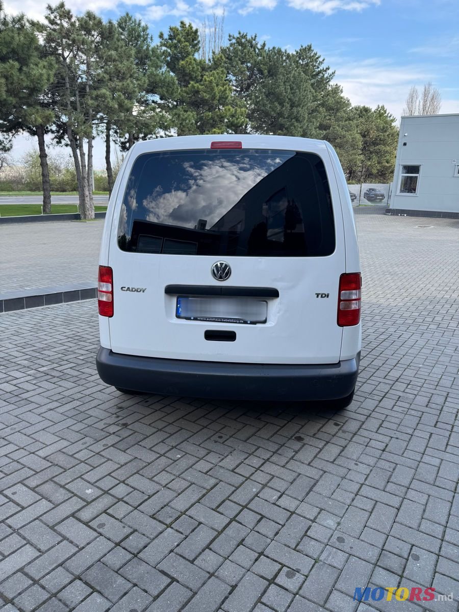 2015' Volkswagen Caddy photo #4