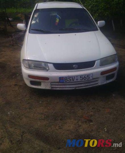 1995' Mazda 323 photo #1
