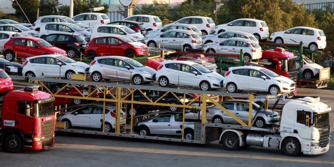 Самый дорогой ввезенный в Молдову автомобиль стоил 10,2 млн леев