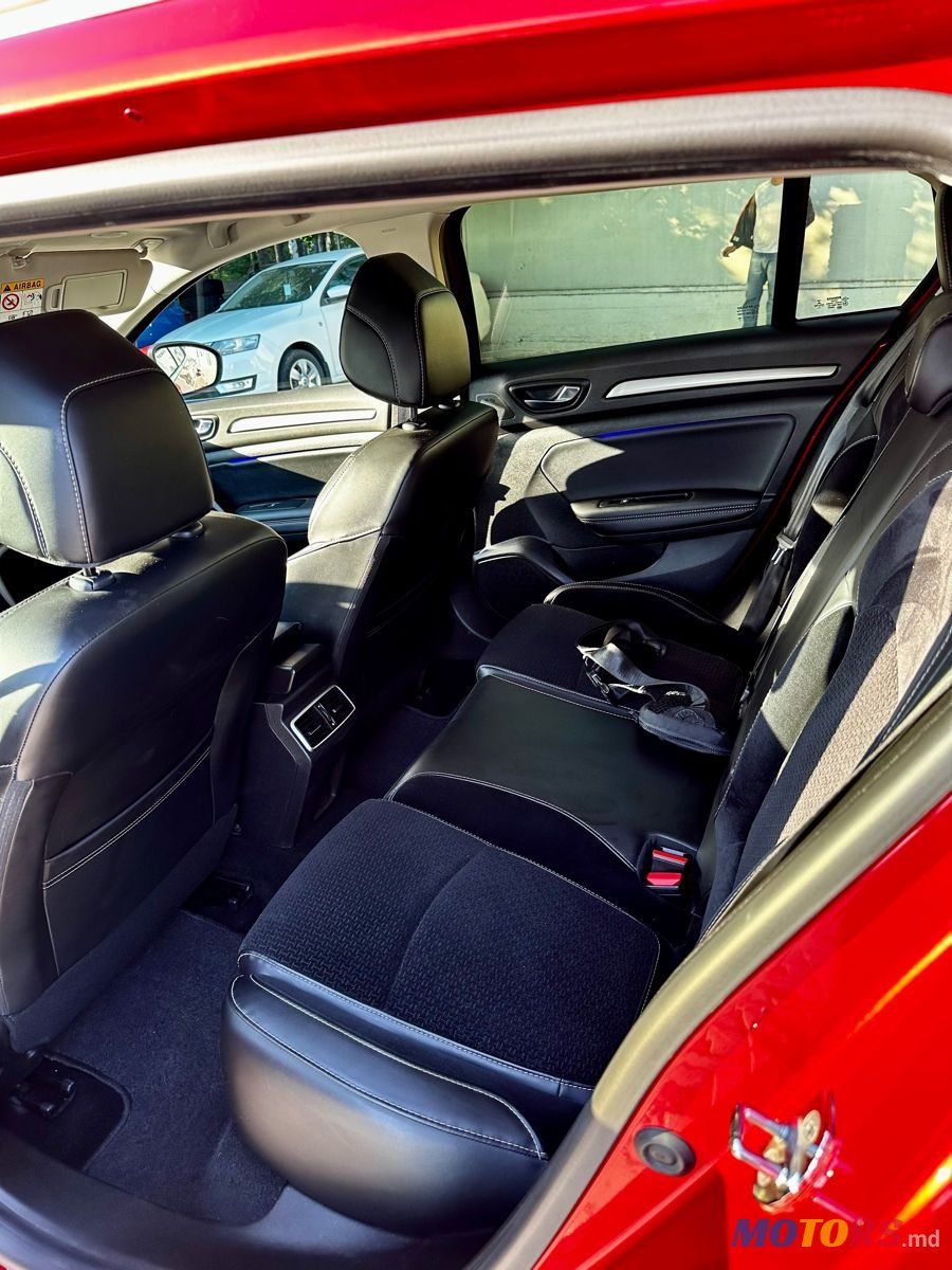 2018' Renault Megane photo #6