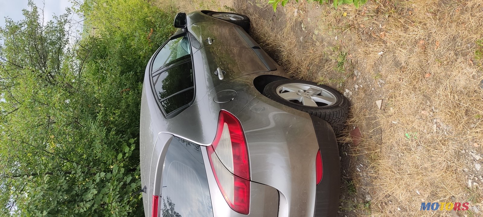 2009' Renault Megane photo #6