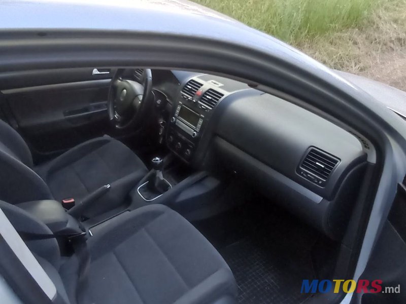 2007' Volkswagen Jetta photo #4