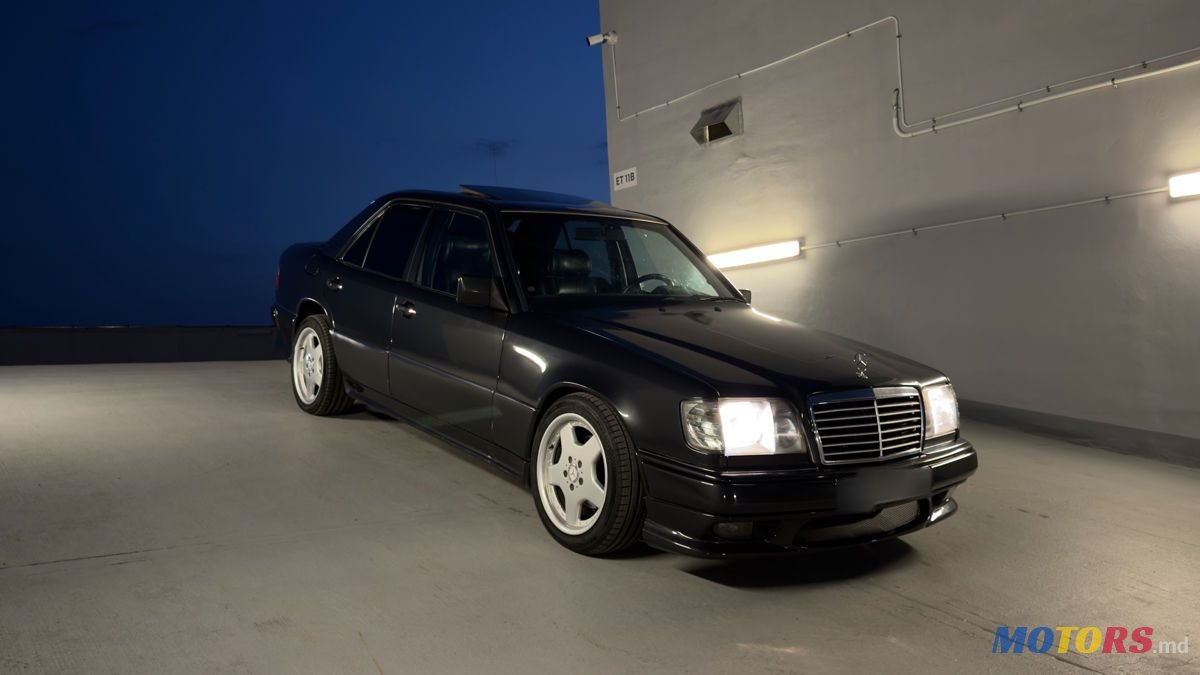 1992' Mercedes-Benz E-Class photo #1