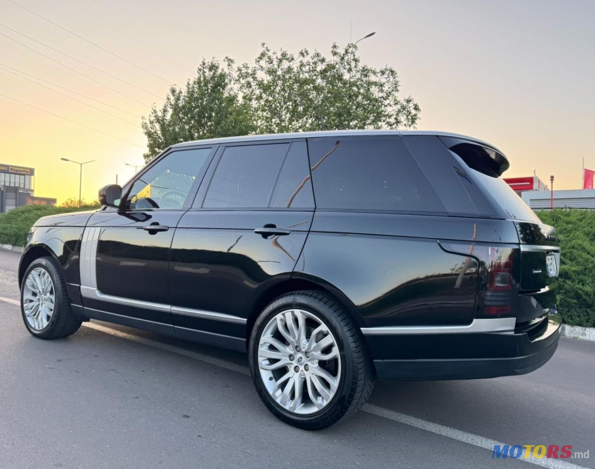 2015' Land Rover Range Rover photo #2
