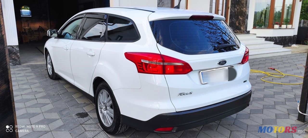 2015' Ford Focus photo #4