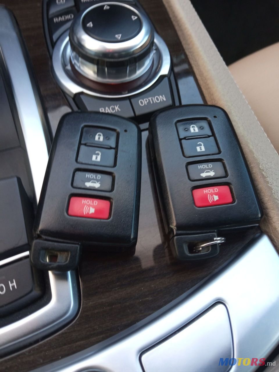 2014' Toyota Camry photo #3