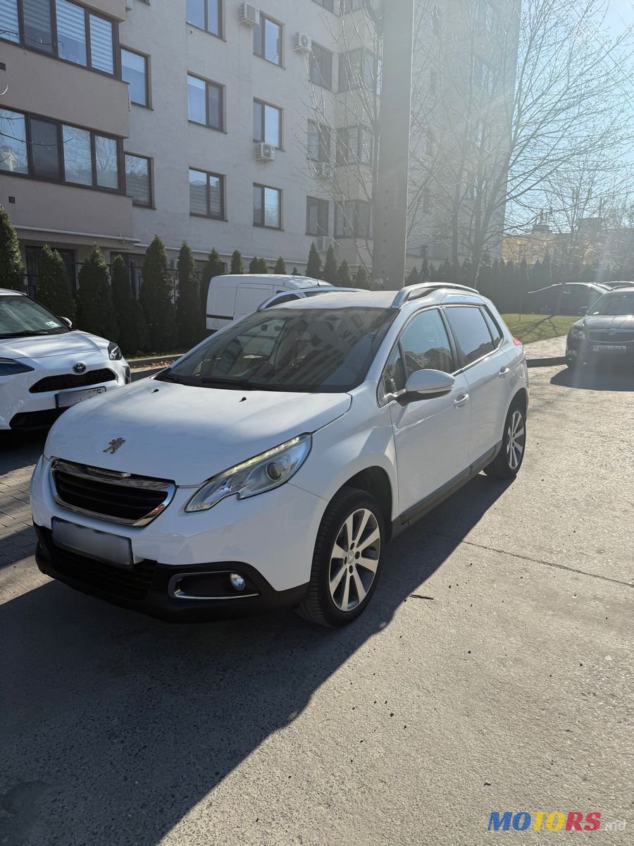 2013' Peugeot 2008 photo #2