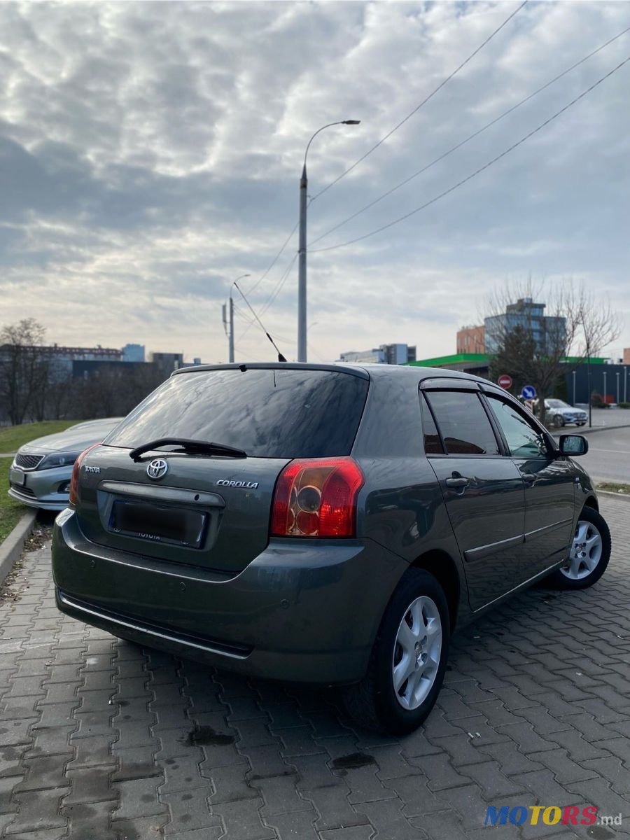 2005' Toyota Corolla photo #5