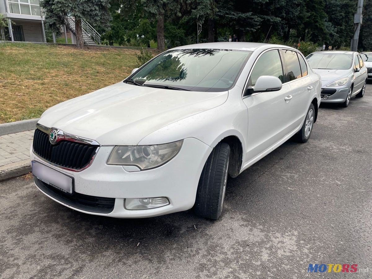 2009' Skoda Superb photo #2