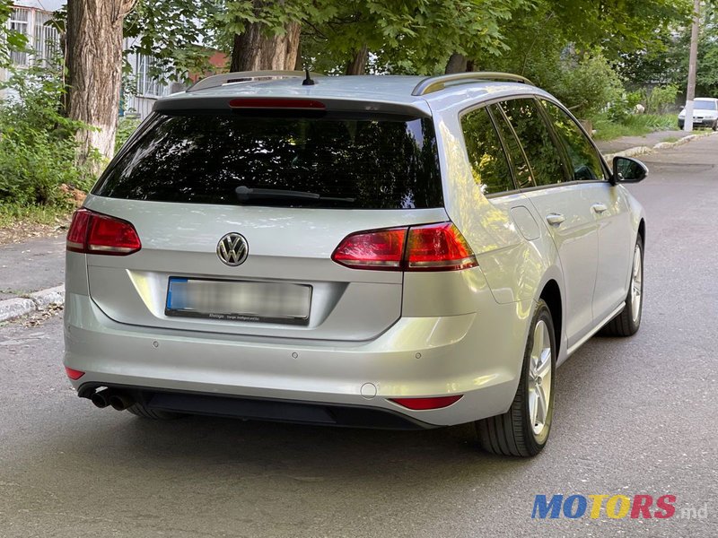 2014' Volkswagen Golf photo #3