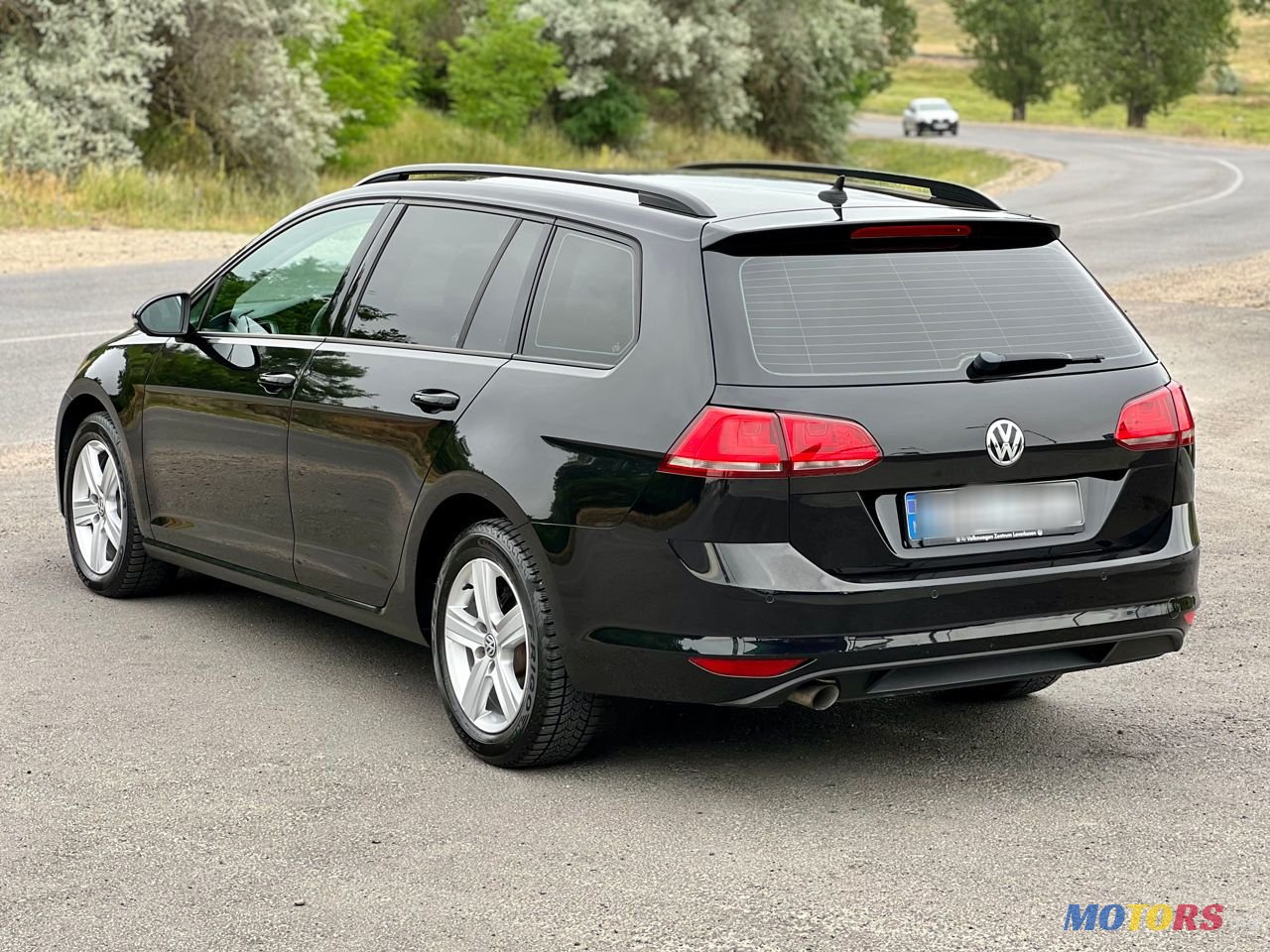 2014' Volkswagen Golf photo #3