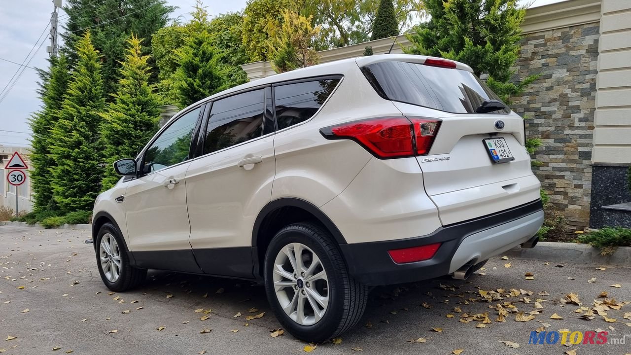 2019' Ford Kuga photo #3