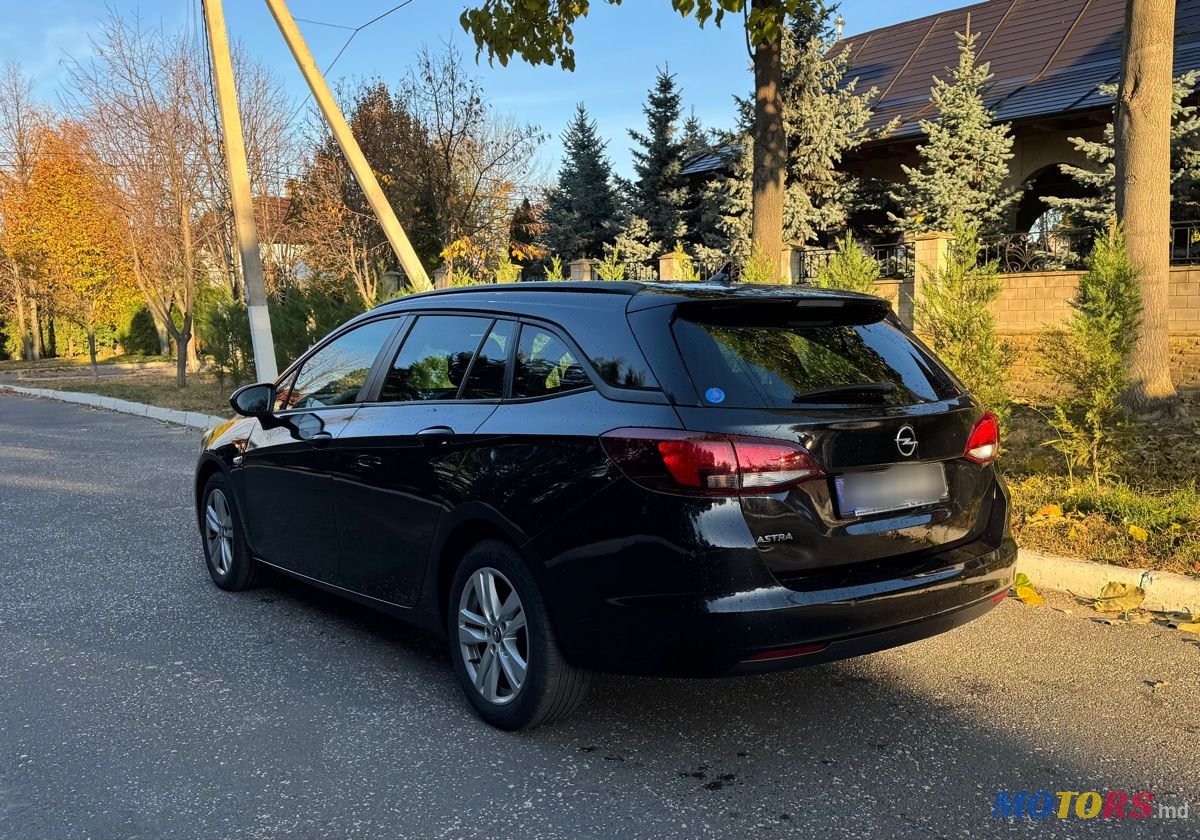 2021' Opel Astra photo #5