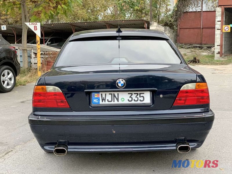 2001' BMW 7 Series photo #2