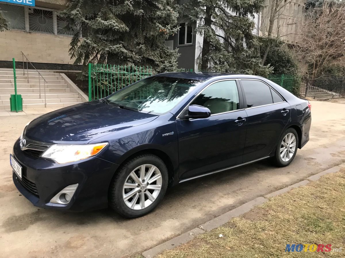 2014' Toyota Camry photo #4