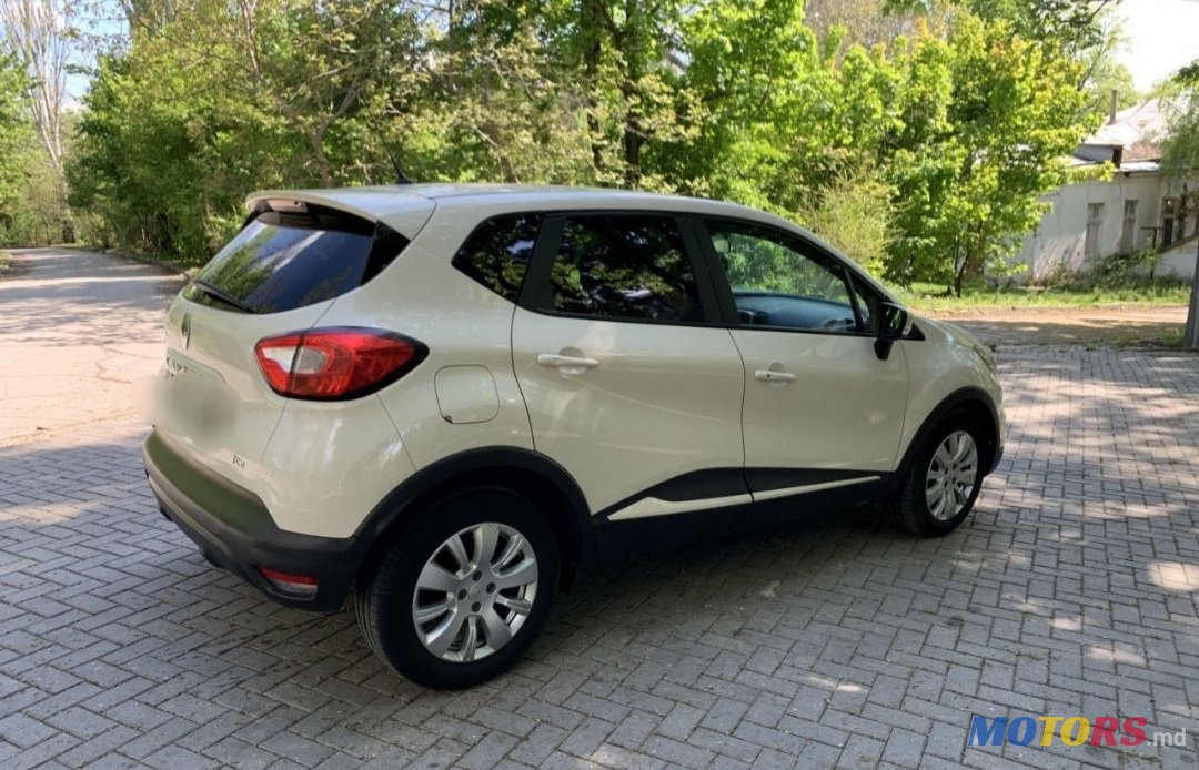 2014' Renault Captur photo #3