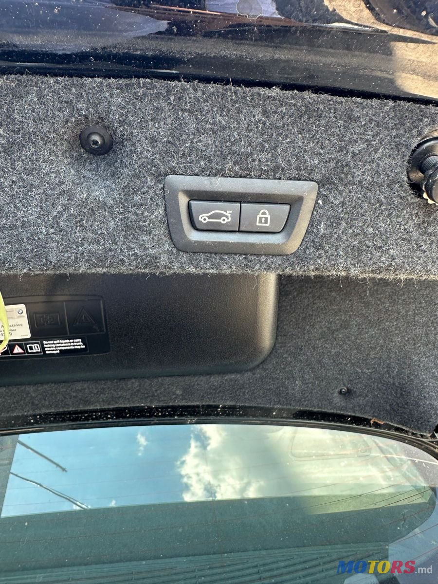 2016' BMW 5 Series photo #5