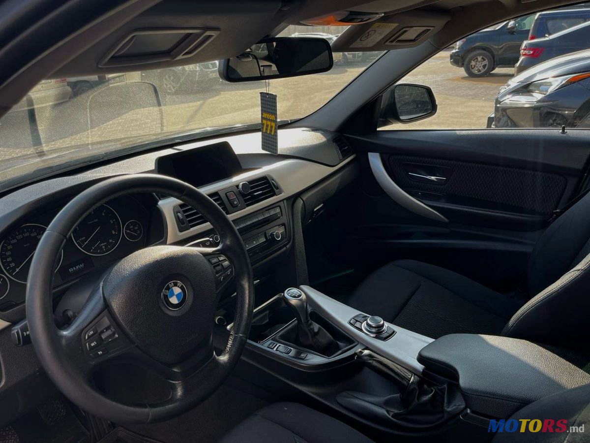 2014' BMW 3 Series photo #4