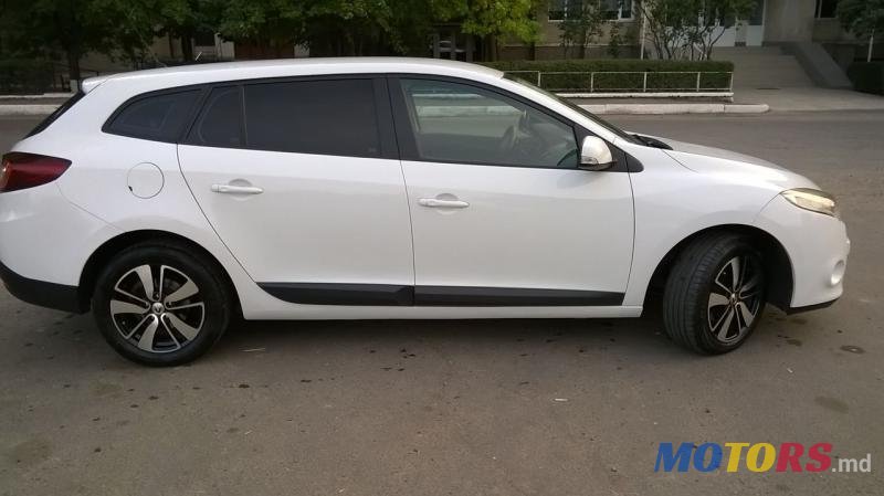 2010' Renault Megane photo #1