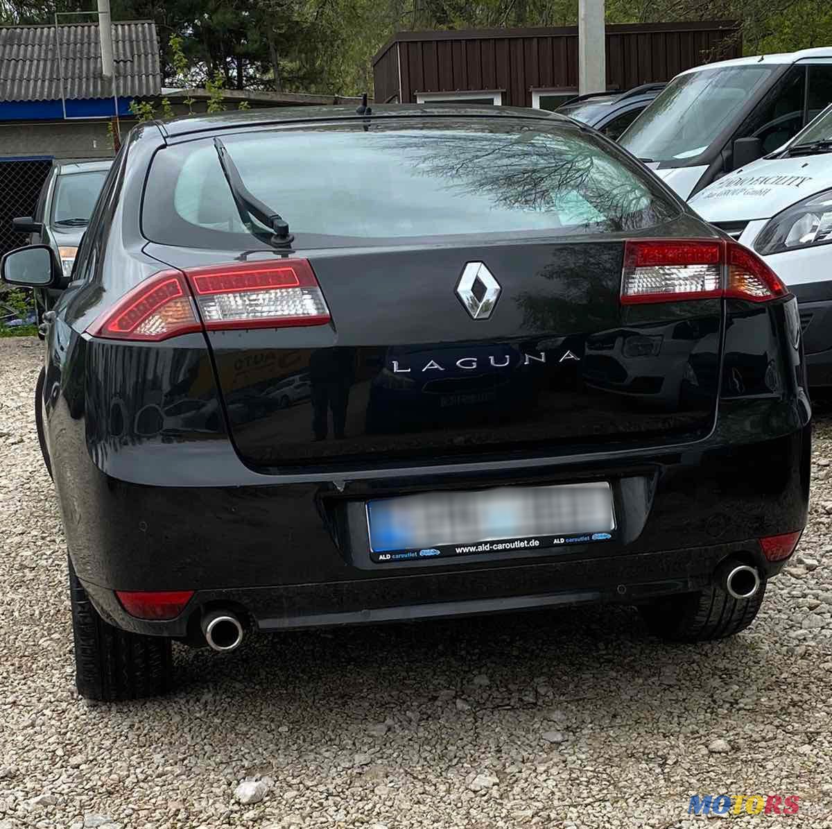 2012' Renault Laguna photo #4