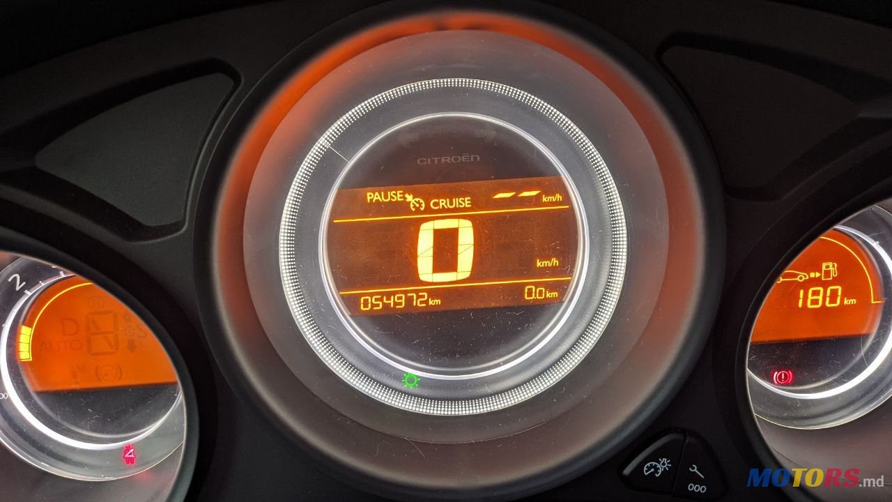 2012' Citroen C4 photo #6