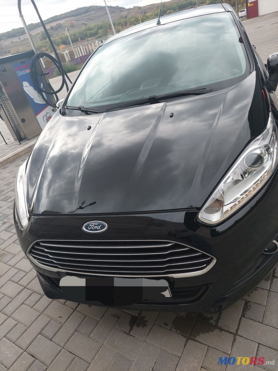 2017' Ford Fiesta photo #2