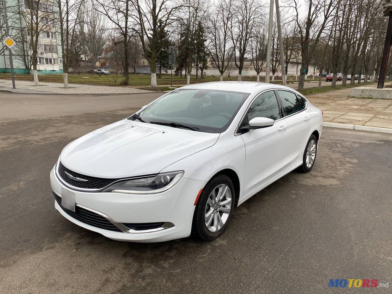 2015' Chrysler 200 photo #3