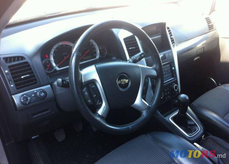 2007' Chevrolet Captiva photo #2