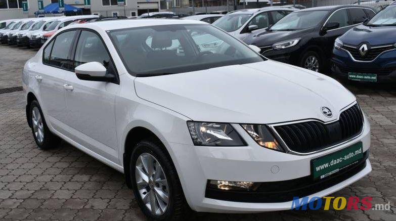 2020' Skoda Octavia photo #1