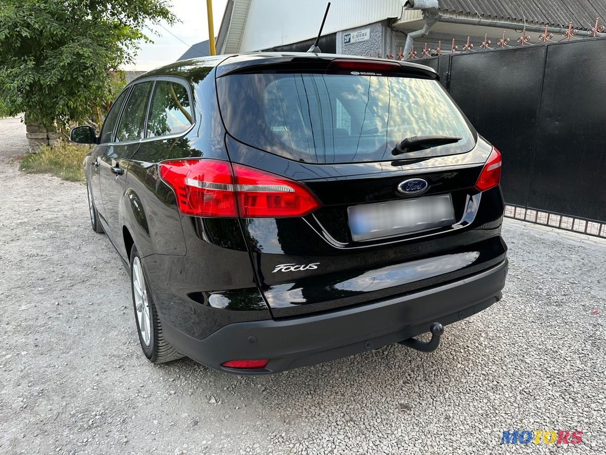 2017' Ford Focus photo #5