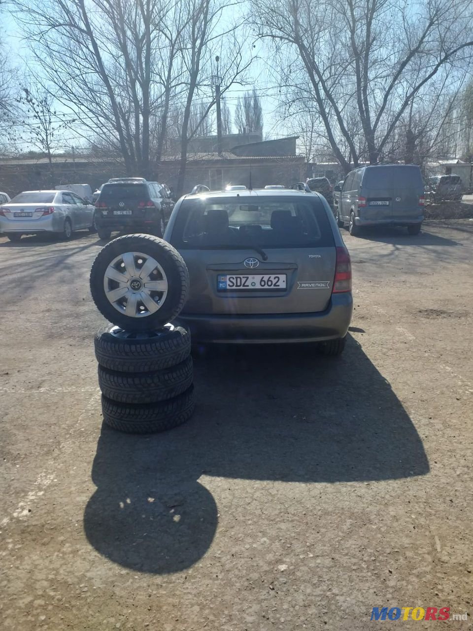 2004' Toyota Corolla photo #2