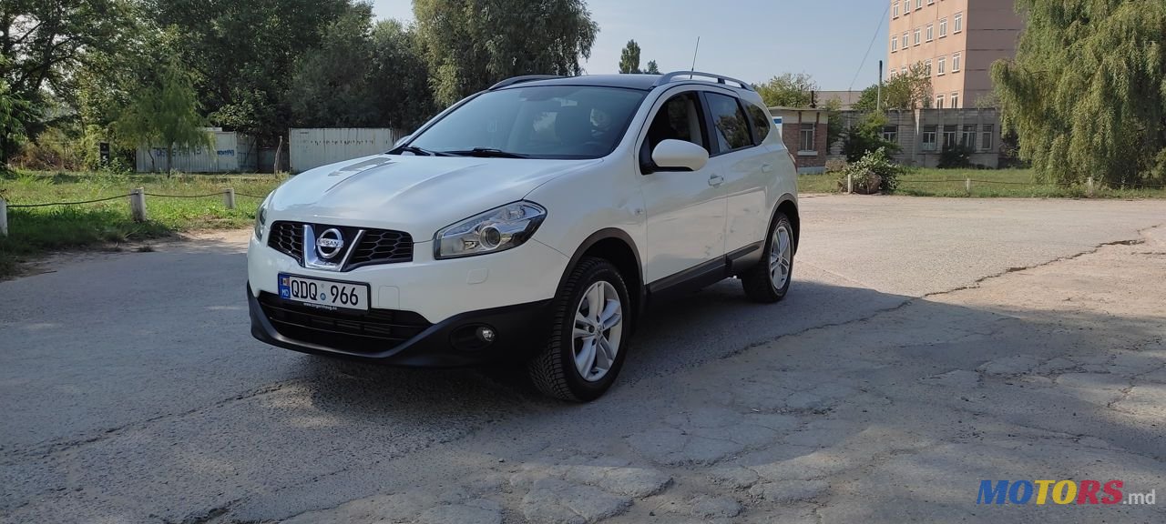 2011' Nissan Qashqai photo #1