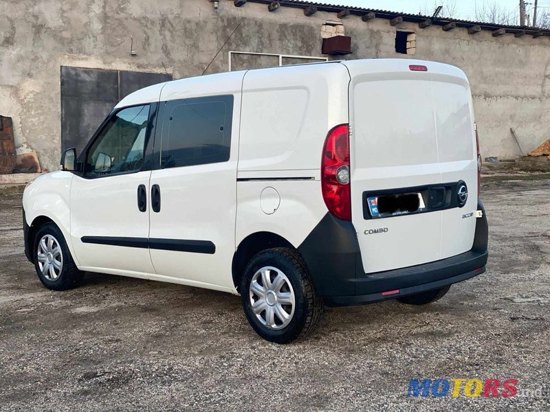 2015' Opel Combo photo #3