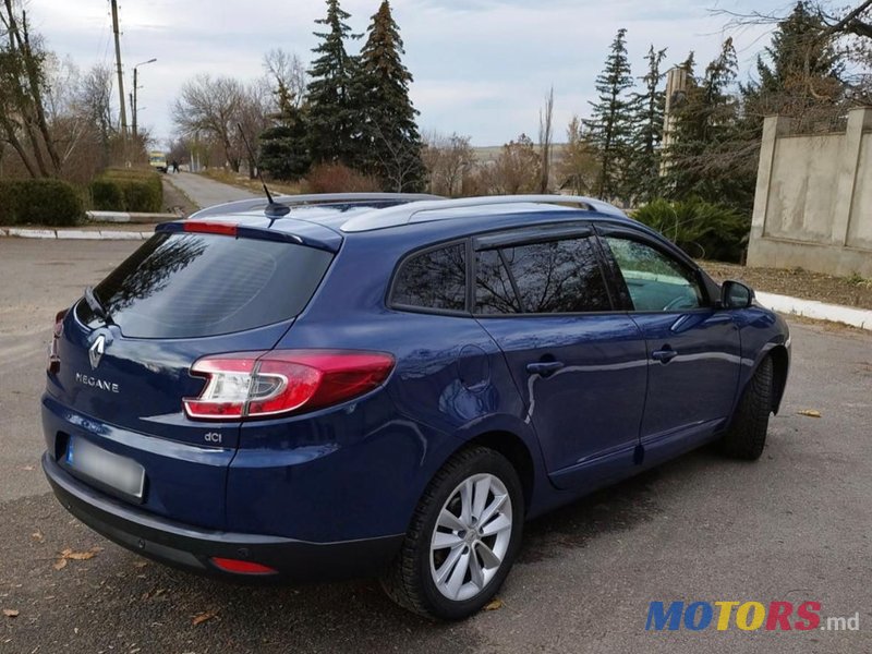 2013' Renault Megane photo #4