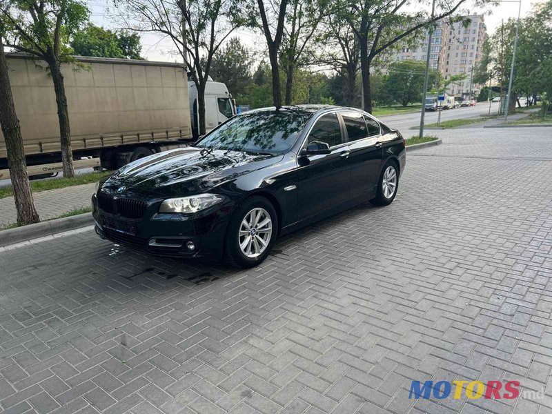 2015' BMW 5 Series photo #5