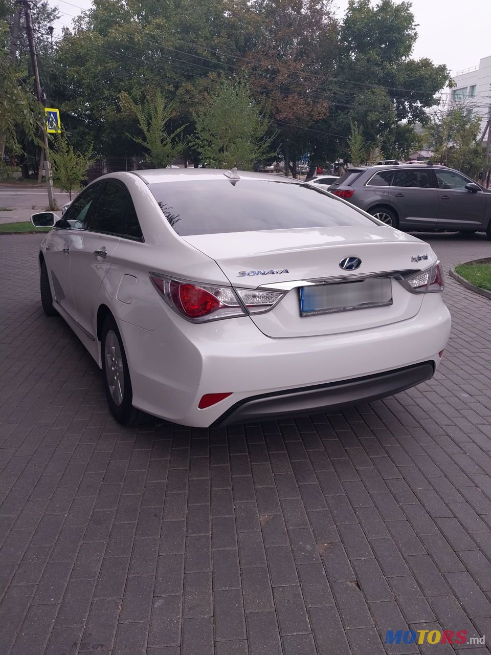 2012' Hyundai Sonata photo #2