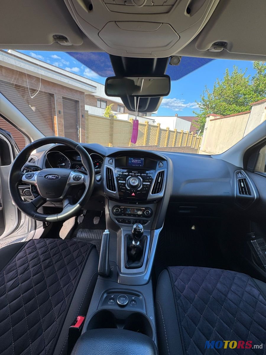 2013' Ford Focus photo #5